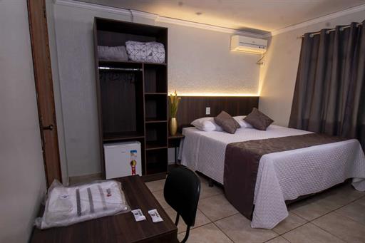 quarto casal_rosas hotel_181025_.jpg