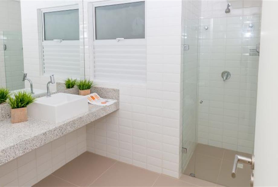 Hotel Senac Barreira Roxa - Banheiro Apto 2.jpg