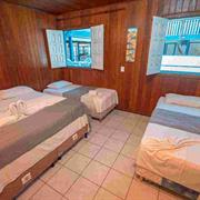 Superior Quádruplo com Varanda frente Mar