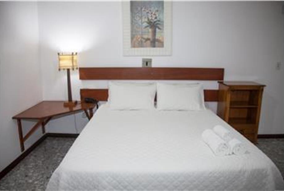 suíte com hidro (gamboa)