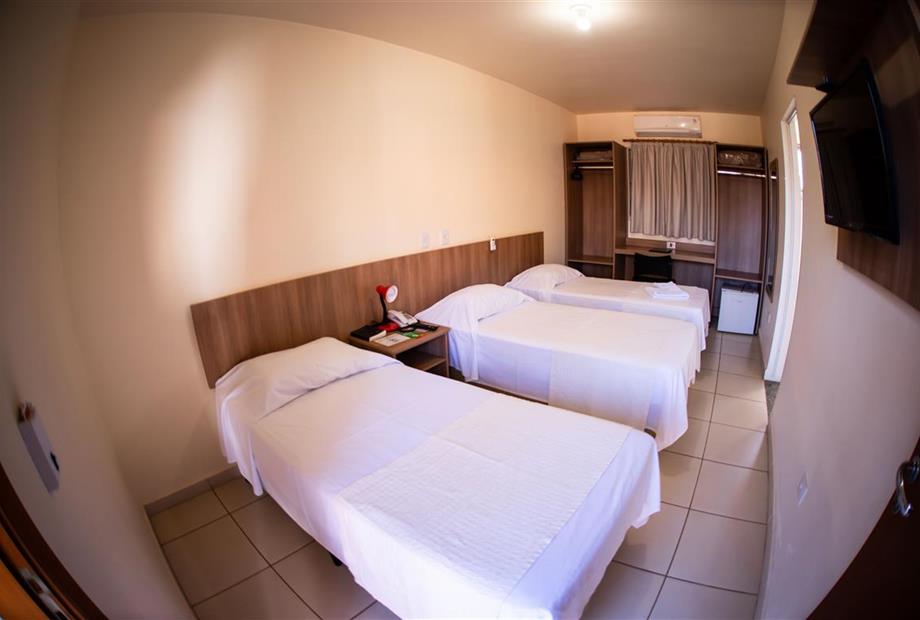 wa2_7602 (medium).jpg