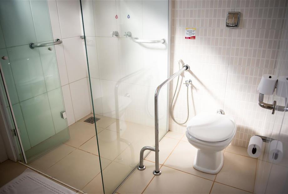 wa2_7615 (medium).jpg