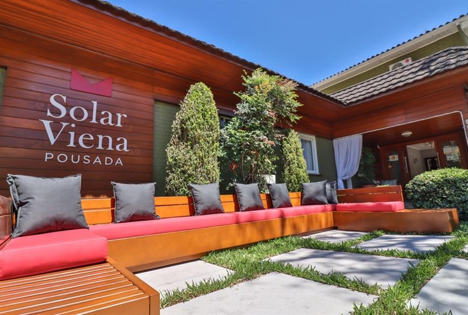 fachada-solar-viena-gramado (1).jpg