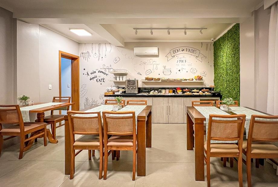 cafe-da-manha-pousada-viena-abril-2022 (2).jpg