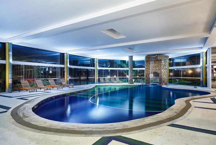 piscina aquecida.jpg