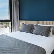 Superior Casal com Sofá-Cama e Garden