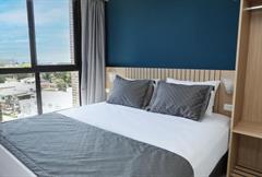 Superior Casal com Sofá-Cama e Garden