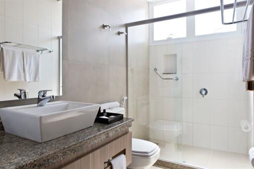 superior 03 banheiro web.jpg