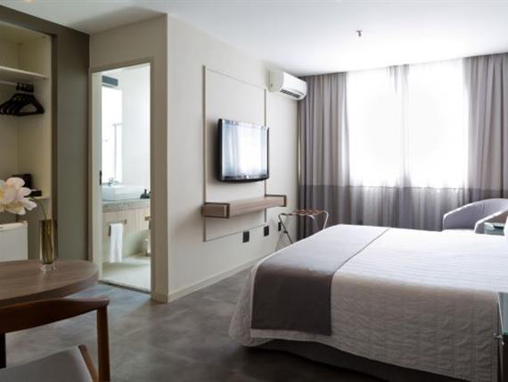 superior 03 quarto 01 web.jpg