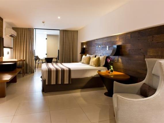 superior silence quarto 03 web.jpg