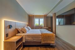 Suíte com Banheira de Imersão 