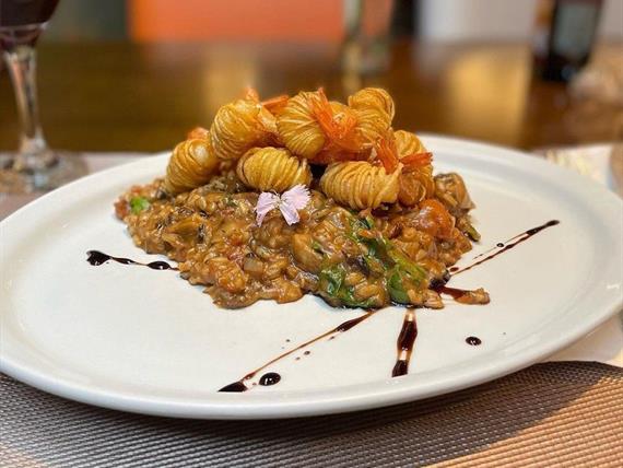 whatsapp image 2022-09-22 at 14.16.15 (27).jpeg