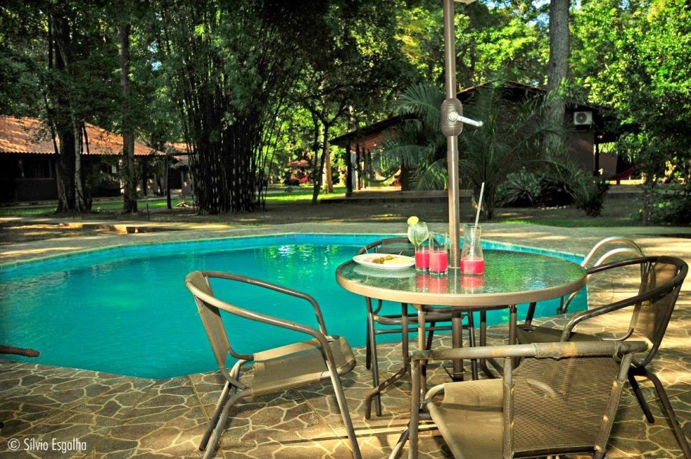 Open air swimming pool drinks.jpg