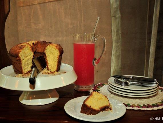 Curicaca afternoon tea overview .jpg