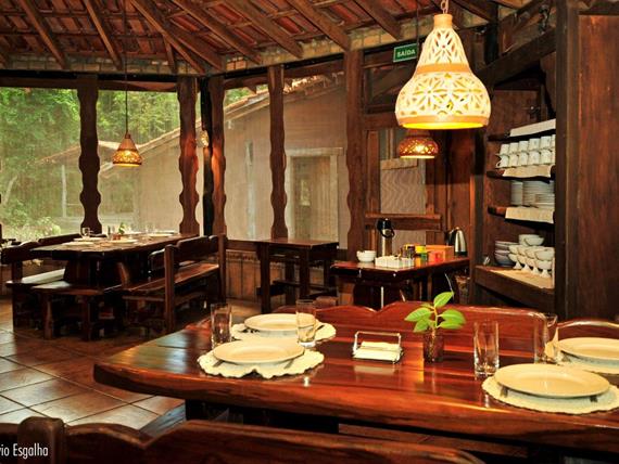 Curicaca afternoon tea overview.jpg