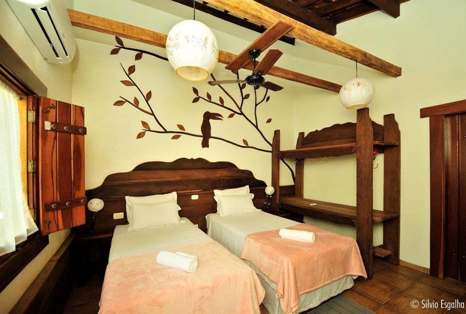 17 twin room iv-min.jpeg