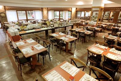 Cafe-002.jpg