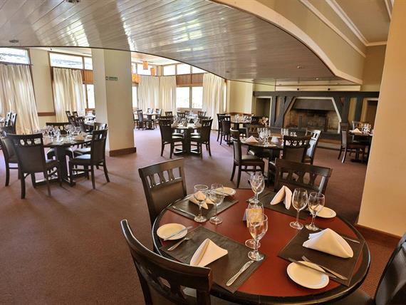 Restaurante-002.jpg