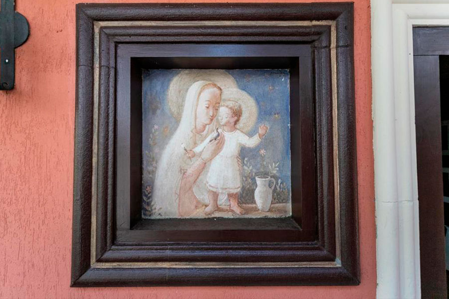 la madonna 6.jpg