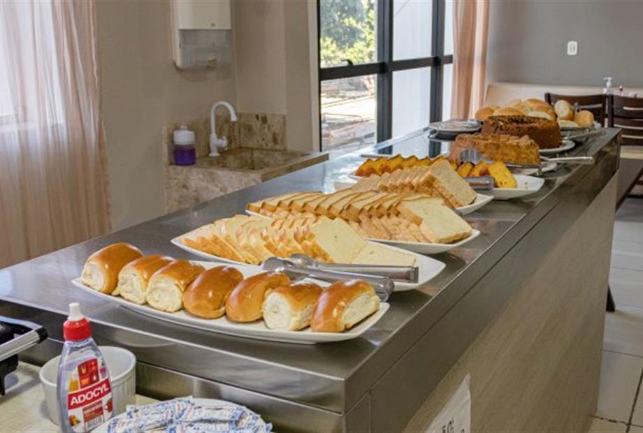 cafe da manha pao 1.jpg