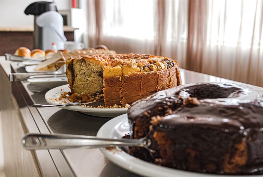 cafe da manha falcao bolos 1.jpg