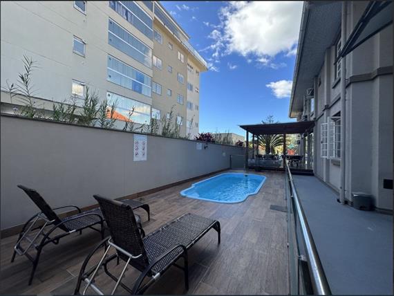 piscina - aréa externa.jpg