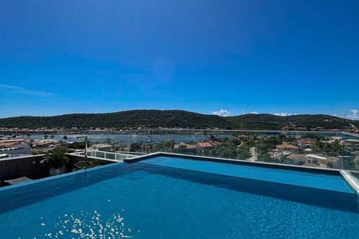 piscina bcf.jpg