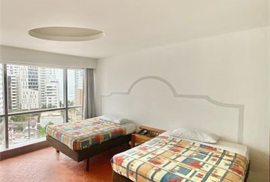 twin superior_opt.jpg