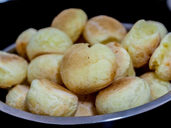 Pão de queijo.jpg