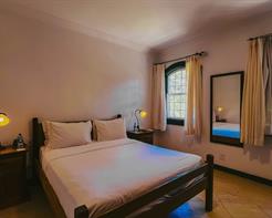 Mosteiro Standard Duplo Cama Casal