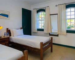 Mosteiro Standard Duplo Cama Solteiro