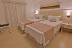 Super Luxury Suite 2 single beds