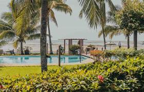 Suíte Família com Vista Piscina do Hotel Porto do Zimbo