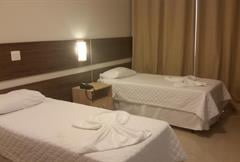 Quarto Executivo Duplo 2 Camas de Solteiro
