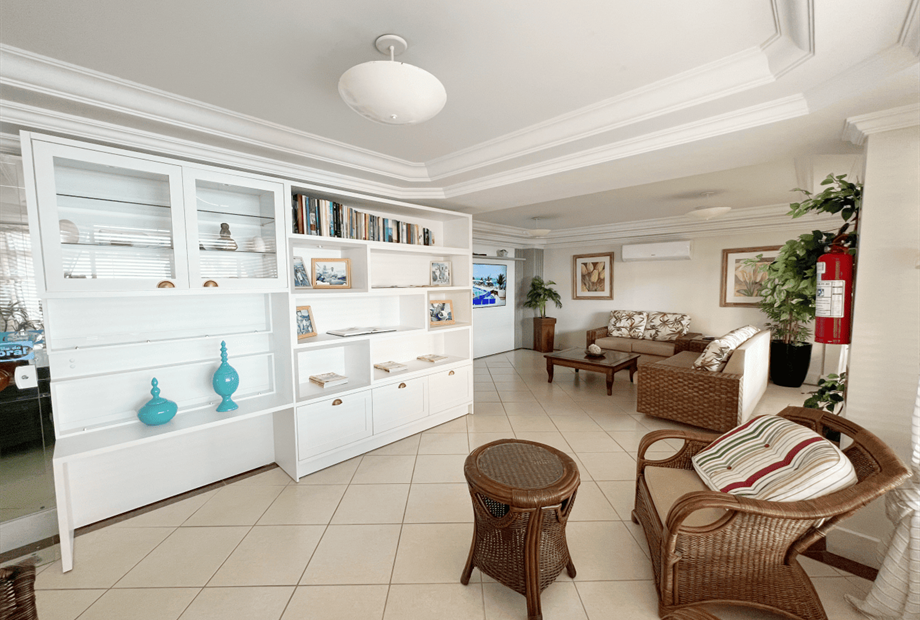 sala de tv coral 2 - copia.png