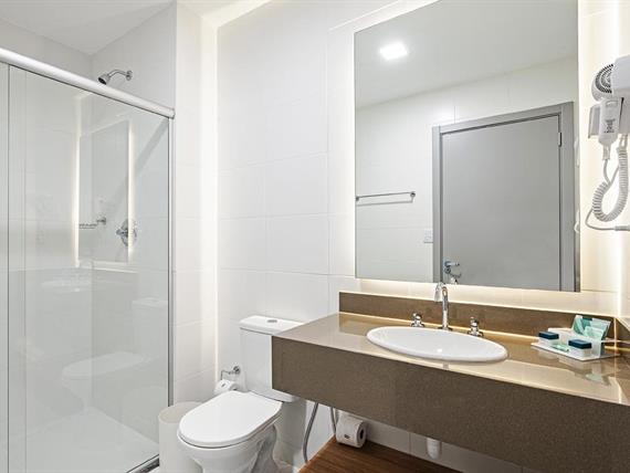 SECA - Luxo Twin - Banheiro (1).jpg