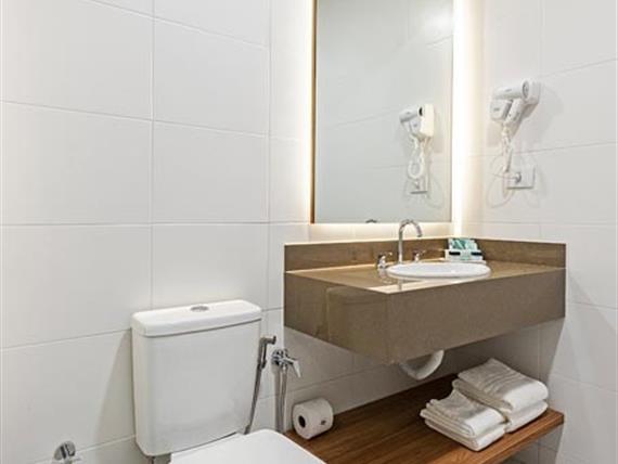 SECA - Luxo Twin - Banheiro (3).jpg