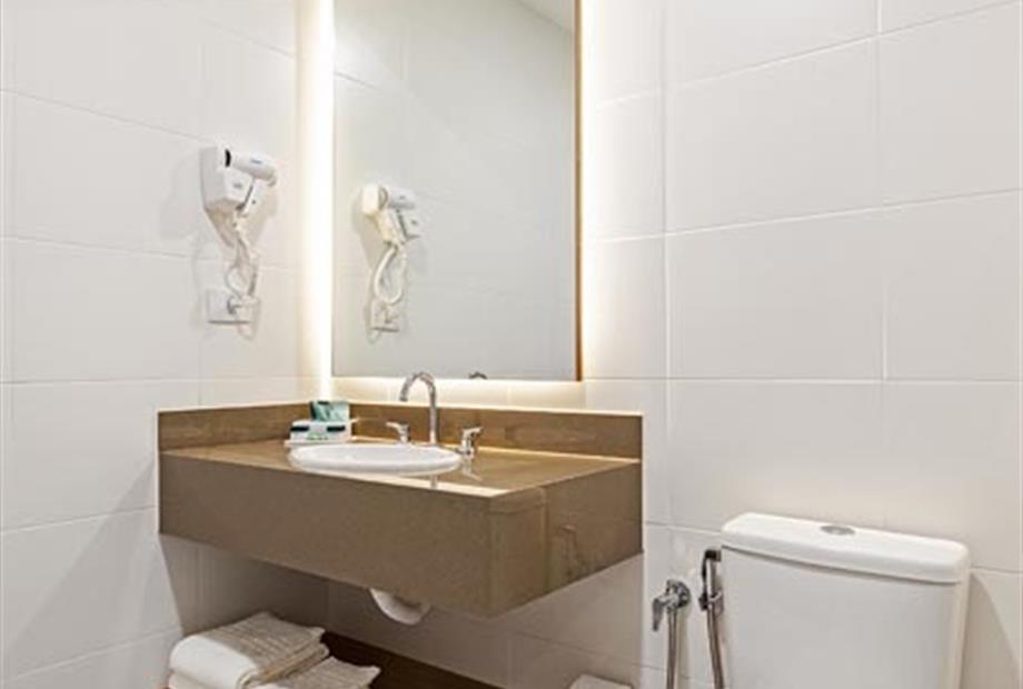 SECA - Luxo Casal - Banheiro (3).jpg