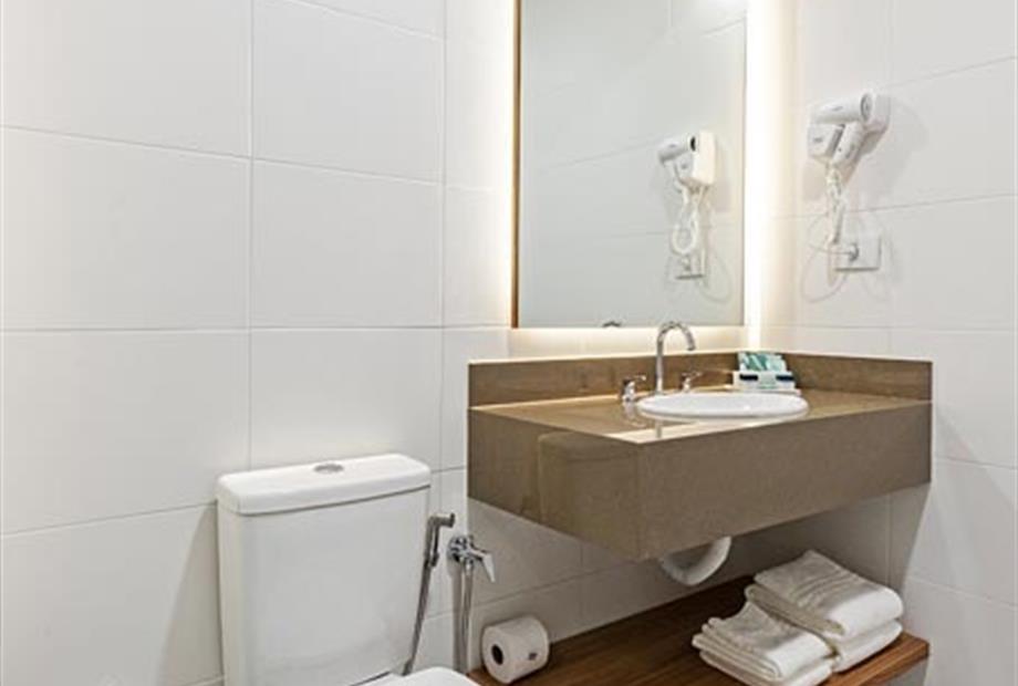 SECA - Luxo Twin - Banheiro (3).jpg