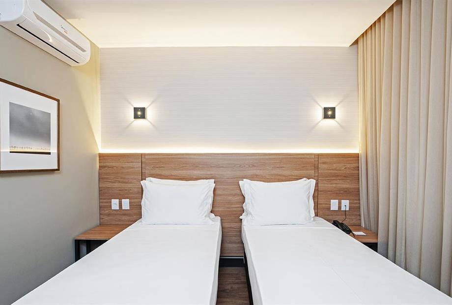 SECA - Luxo Twin (2).jpg