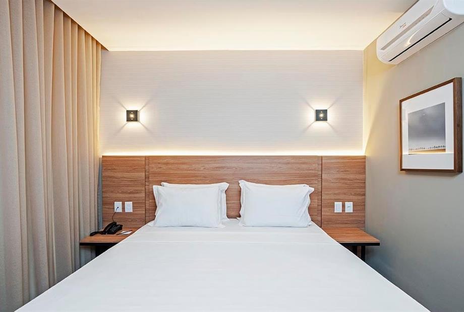 slaviero essential curitiba aeroporto 2.jpg