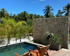 Suíte Térrea Nova com Deck- Vista Jardim