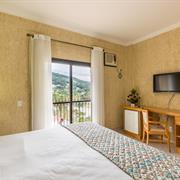 Apartamento Luxo com Sacada Triplo
