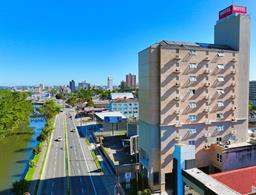 Le Village Flats e Hotel