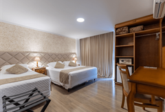 Apto Triplo Superior