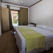 Quarto Duplo