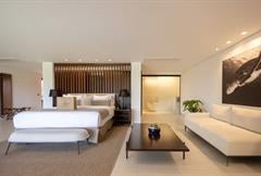 Suite Deluxe Golf View com Banheira