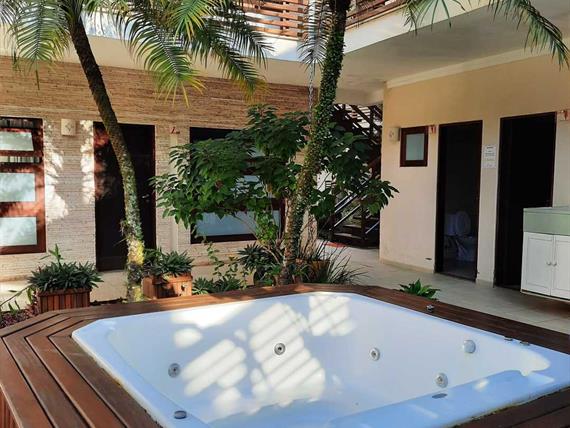 whatsapp image 2022-10-19 at 10.10.03.jpeg