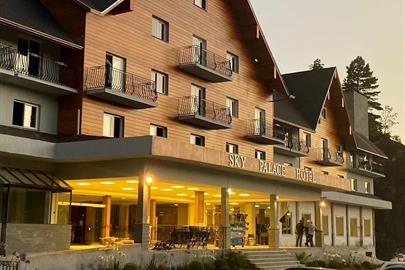 sky palace hotel 1.jpg