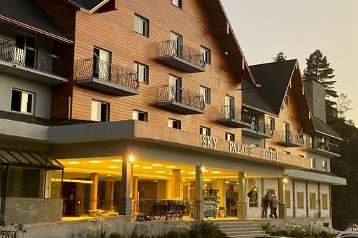 sky palace hotel 1.jpg